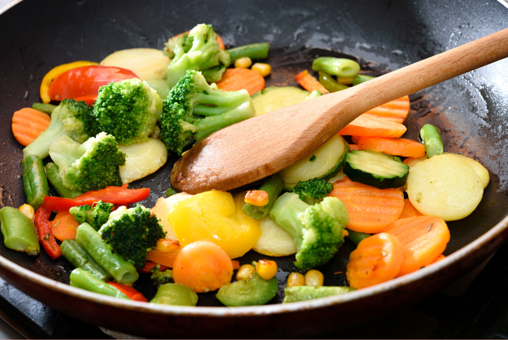 picture showing a stir fry with broccoli and carrots.